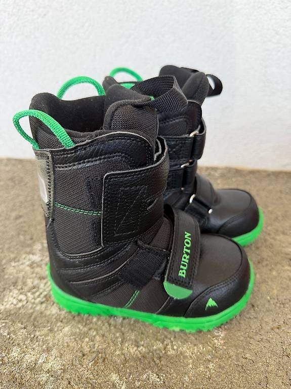 Scarpe per ragazzi: Boots snowboard burton enfant - taille 28 – Usato da Lausanne 27 venduto da Faffine 2