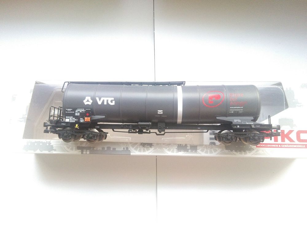 54789 PIKO KNICKKESSELWAGEN Kesselwagen VTG EUR 25,99 - DE