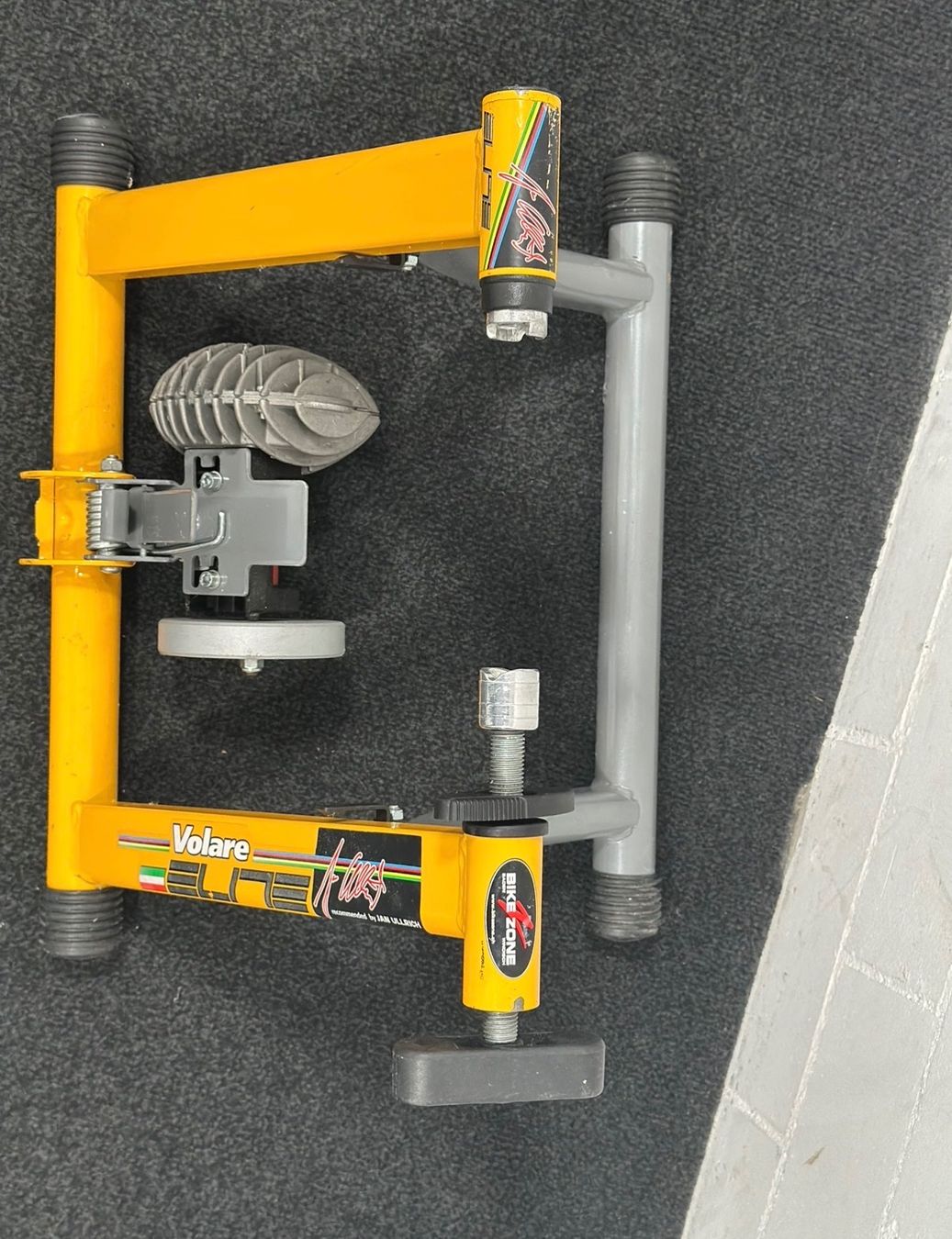 Hometrainer: ELITE Rollentrainer – Usato da Zürich venduto da Gadgets2020 1
