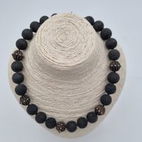 Lavakette mit Silberelementen