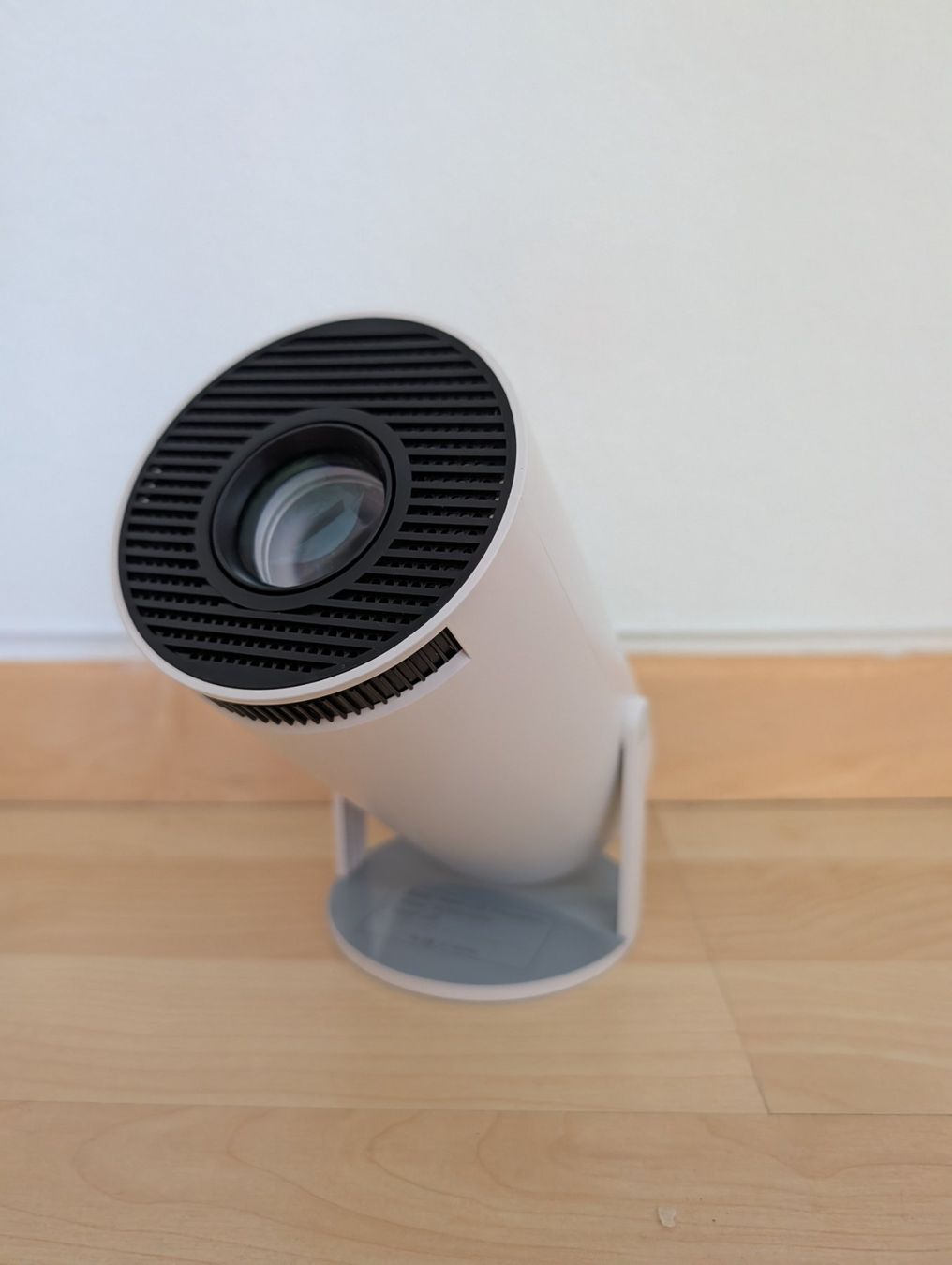 Proiettori: Salange Mini Beamer 1080P Full HD – Usato da St. Gallen venduto da Handymaus 1