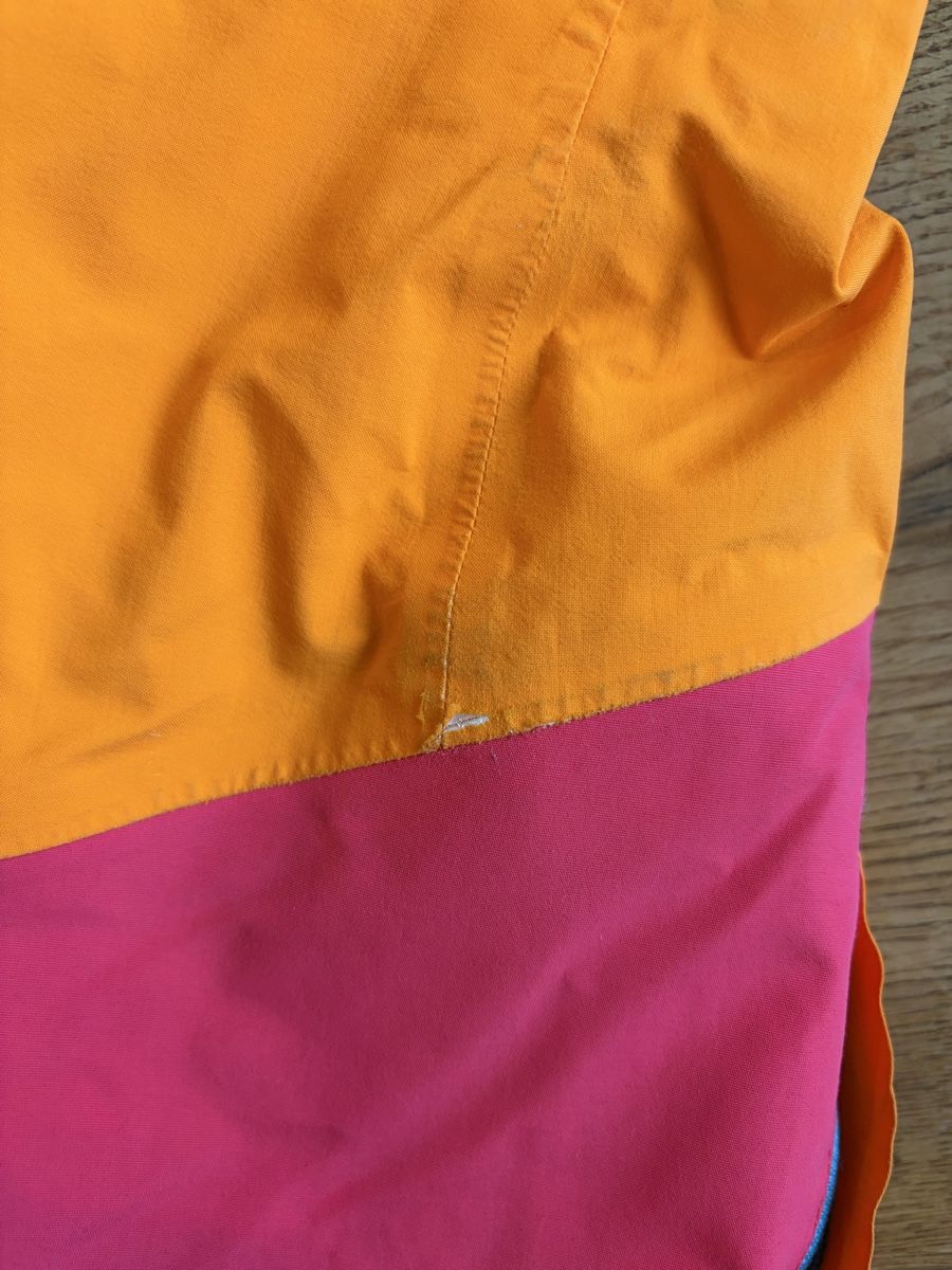 Peak Performance Jacken: Peak Performance, Ski-/Snowboardjacke, Damen S – Gebraucht aus Flawil von AlJu_987 1