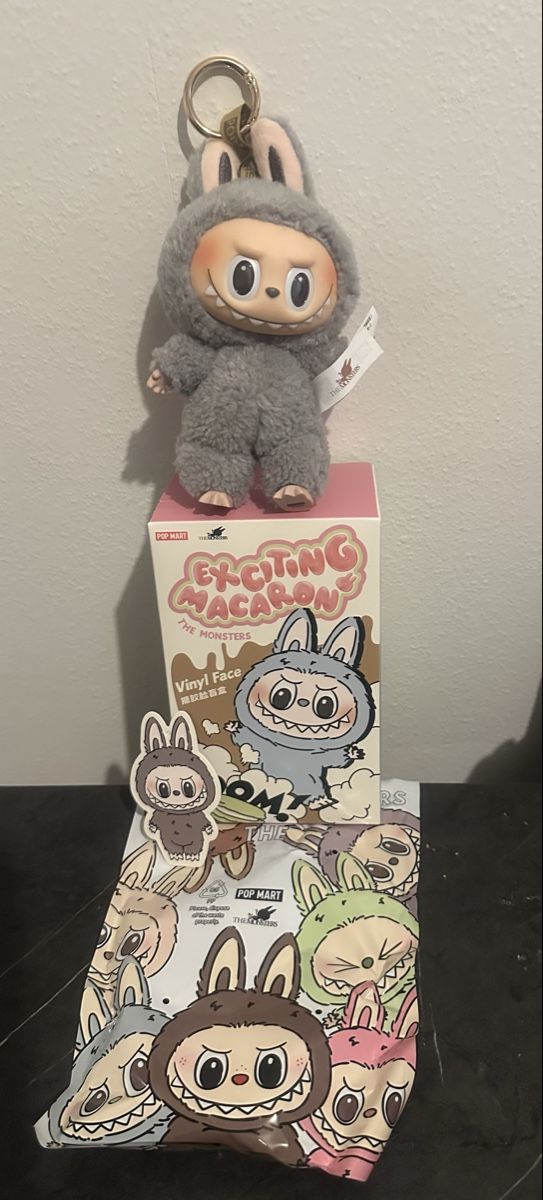 Pop Mart Statuette: Labubu Exciting Macaron – Usato da Grand-Lancy venduto da Mario64