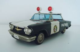 altes Blechauto (1:18)