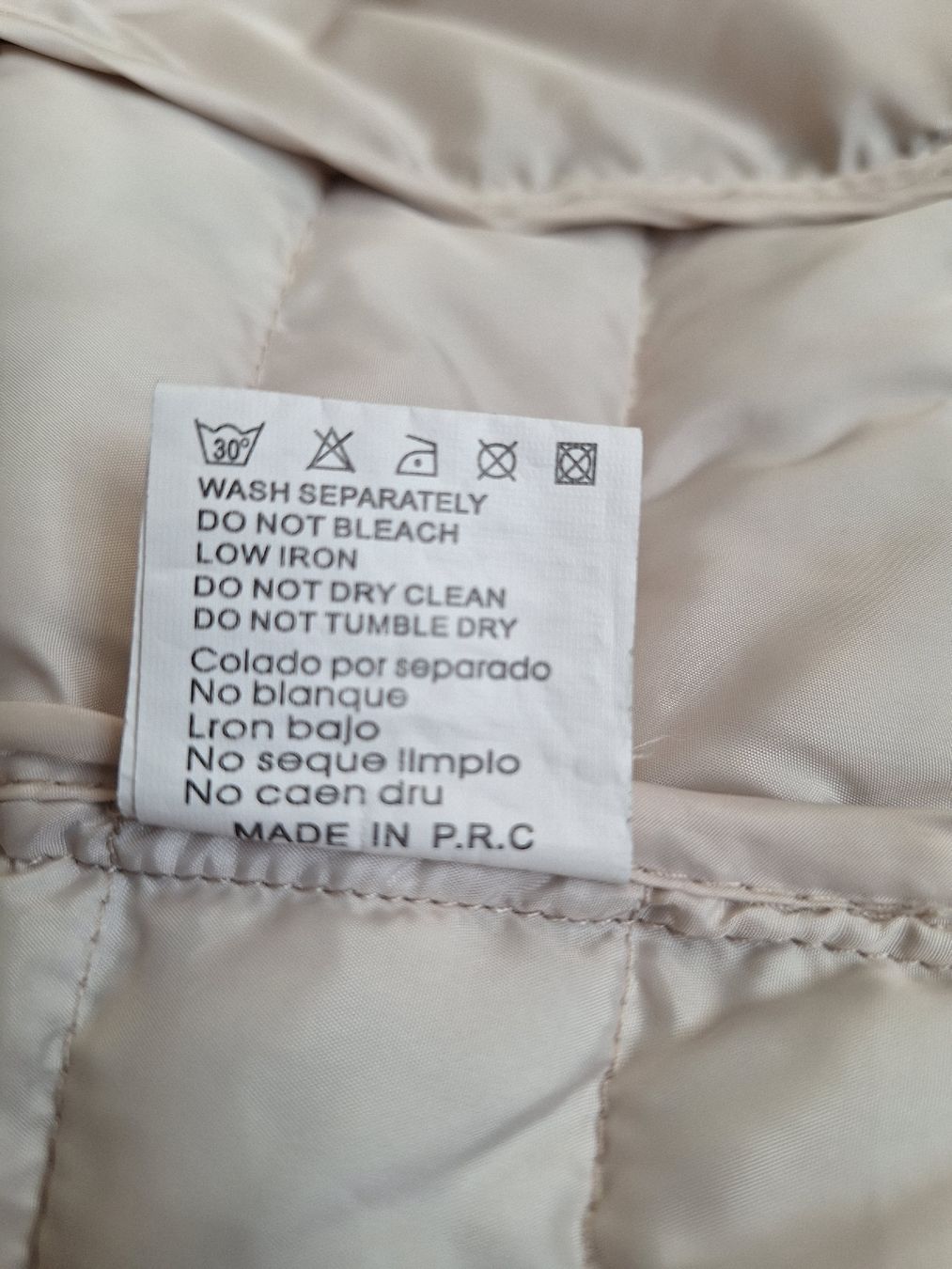 Giacche: Steppjacke, beige. Grösse M – Nuovo (secondo la descrizione) da Bassersdorf venduto da Makeje58 1