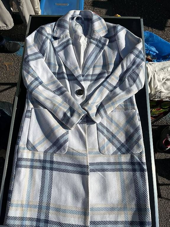 Only Mäntel: Manteau à carreaux – Gebraucht aus Saxon von Nzo