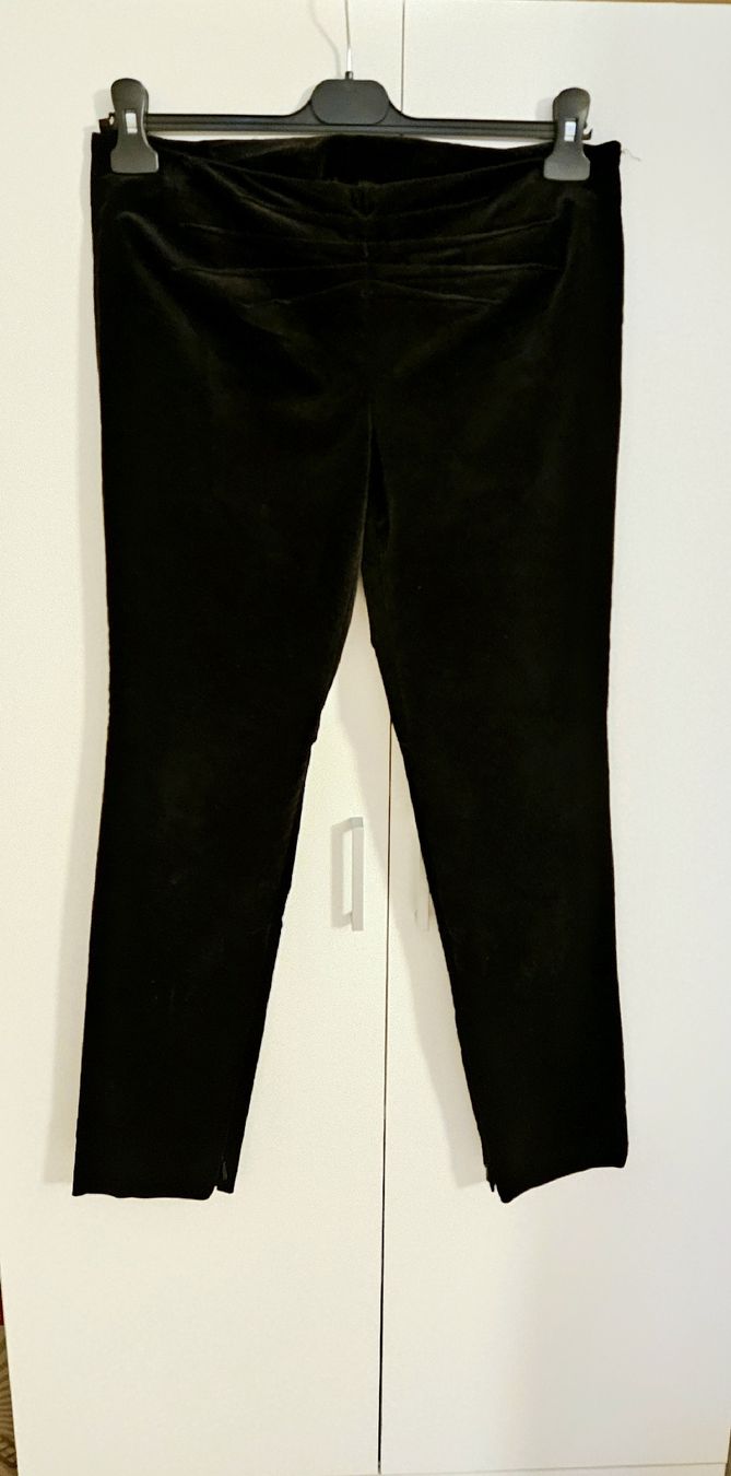 Gucci Pantalons: Gucci Samt-Hose Gr.36 mit – D'occasion à Hellbühl par Veci02