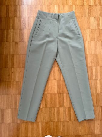 Zara Hose Gr. S mit hohem Bund