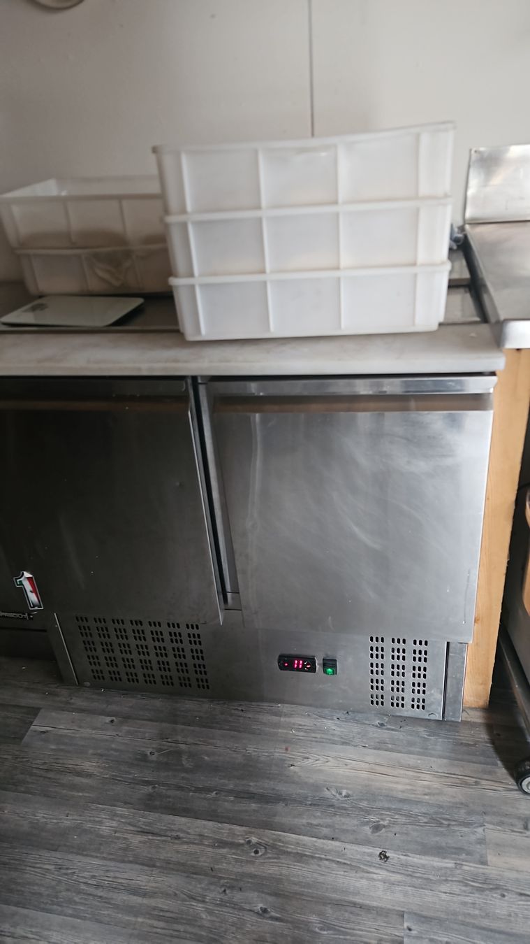 Kühlschrank: gerete für pizzeria – Gebraucht aus Zweisimmen von gio_67mq 2