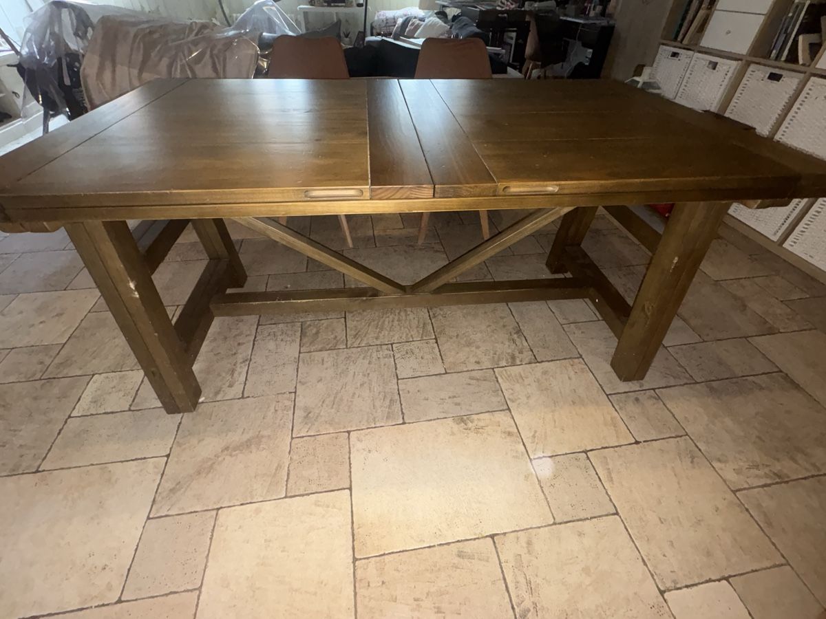 Tavoli: Table en bois extensible bon état – Usato da Moudon venduto da Mr_Bome 4