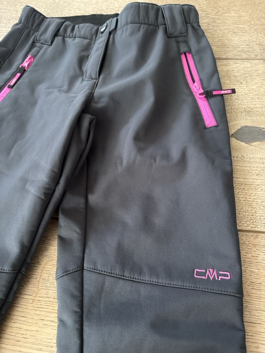 CMP Pantalons: Softshellhose CMP u. Icepeak Gr.140 – D'occasion à Birmensdorf ZH par Duraj 1