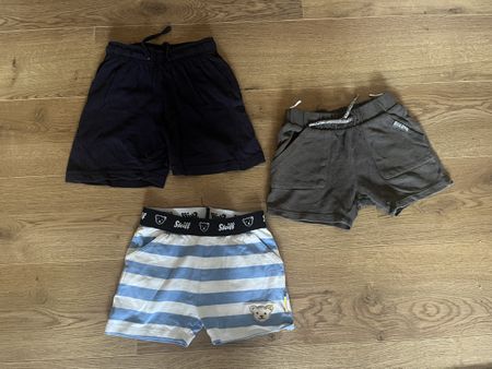 Kinderkleiderpaket gr. 92