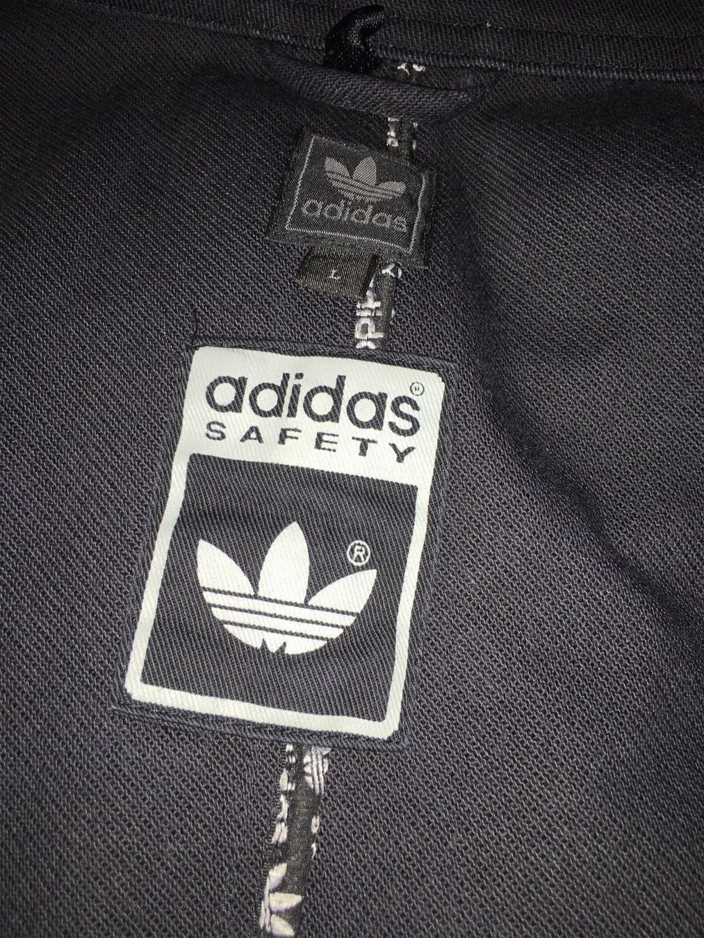 Adidas Jacken: ADIDAS Safety Jacke L Herbst – Gebraucht aus Zug von smile060 5