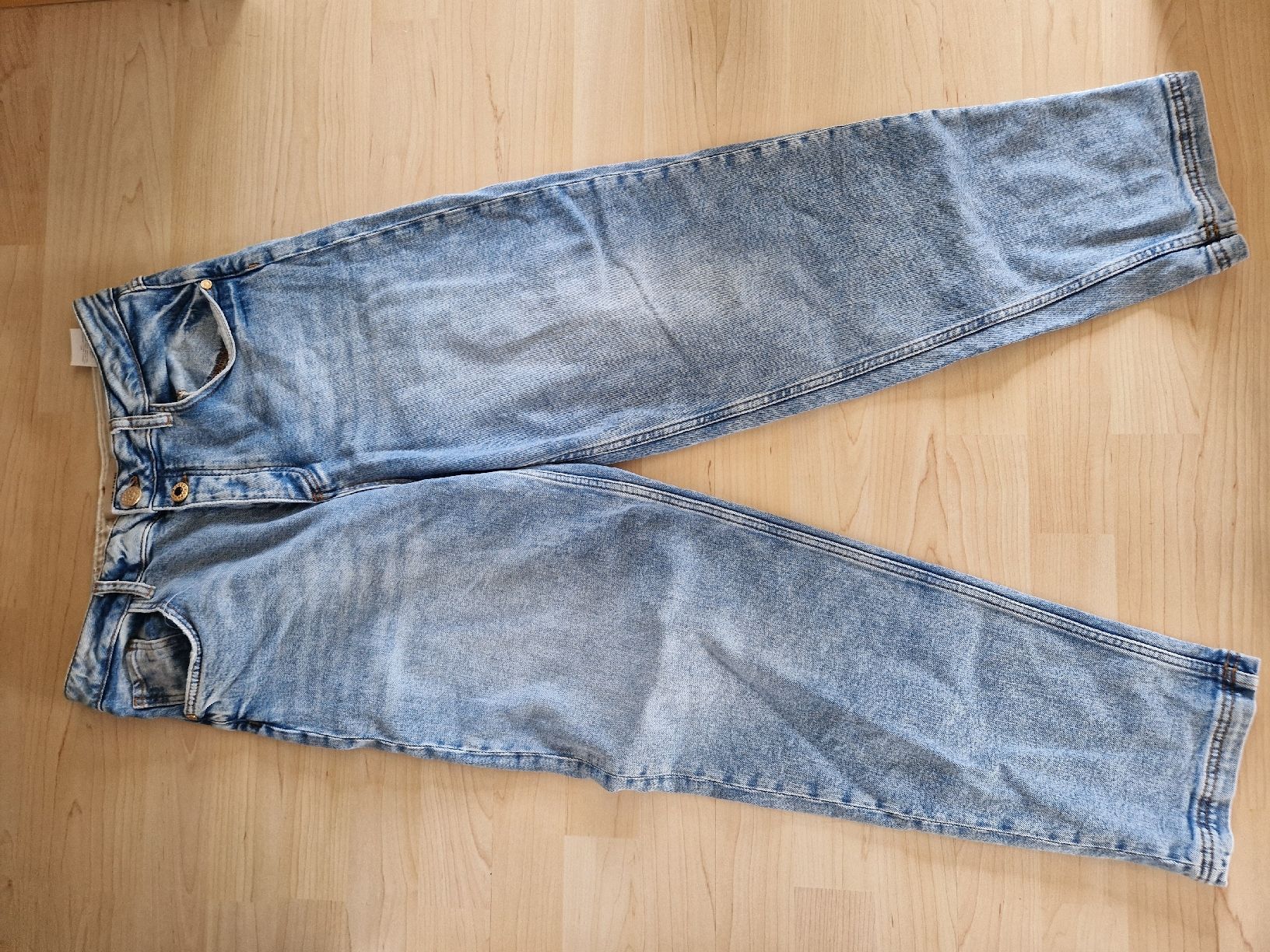 Jeans: Jeans – D'occasion à Grüt (Gossau ZH) par Patriza