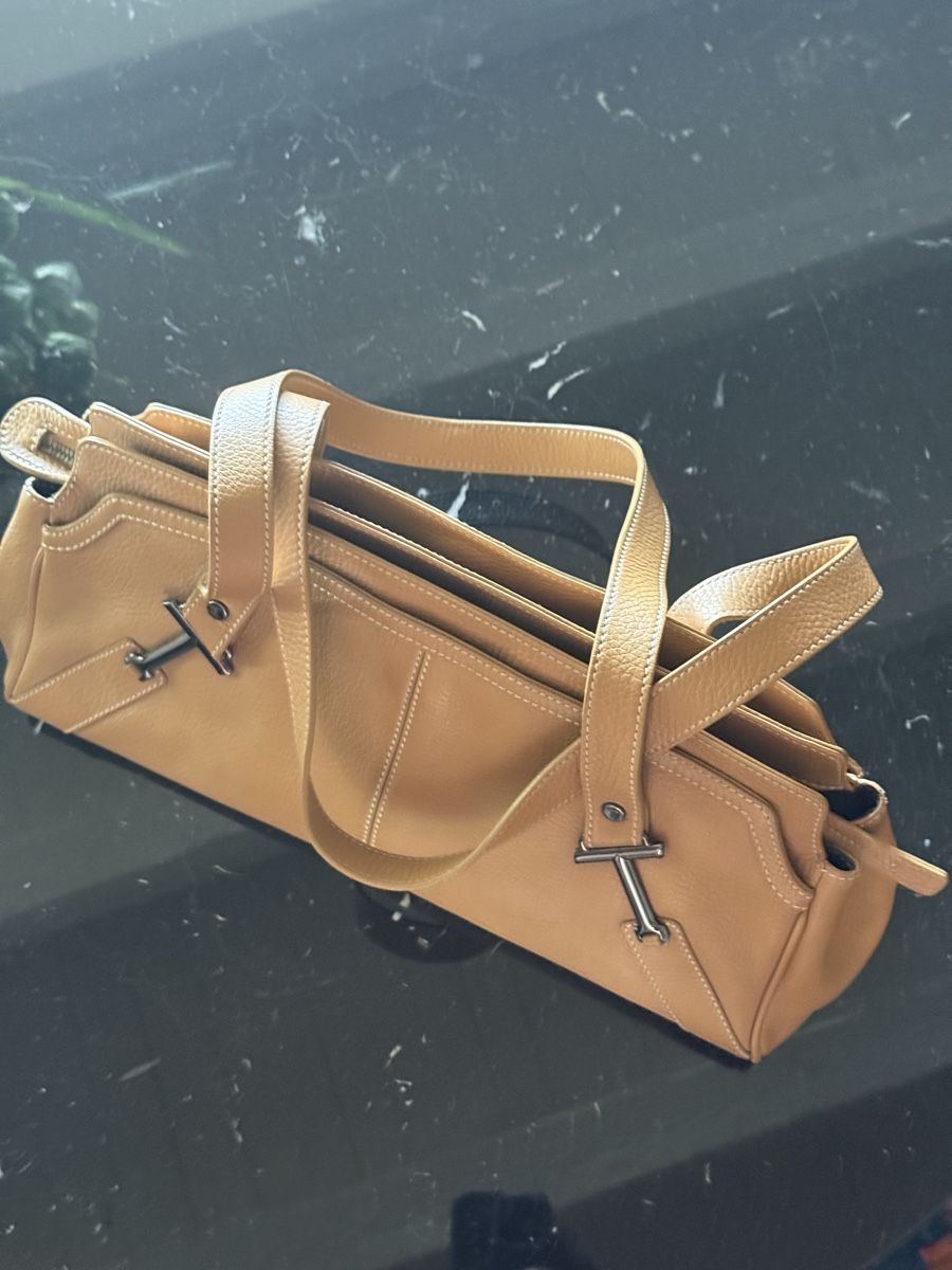 Taschen für Damen: Todds Damentasche – Neu (gemäss Beschreibung) aus St.Gallen von vanille022