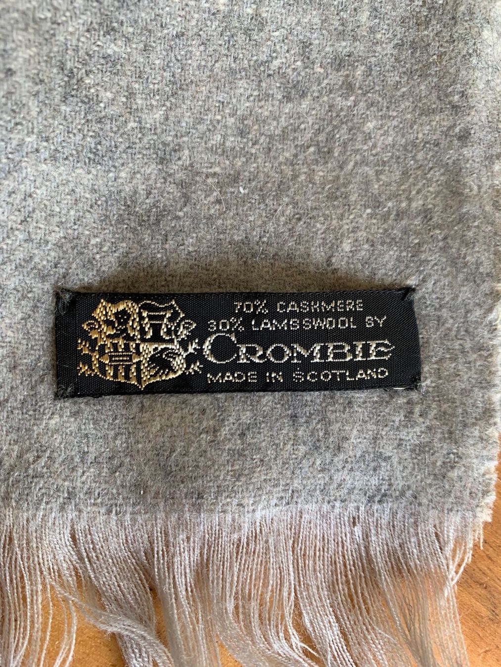 Foulard & Sciarpe: Schottland Crombie Kaschmir-Schal, hellgrau, Top – Usato da Meiringen venduto da littlered-ridinghood 1