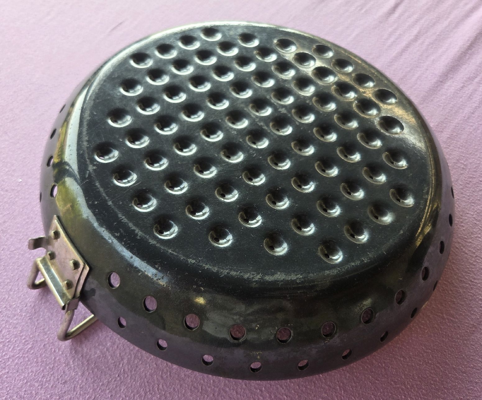 Pfannen: Gemüse oder Marroni Pfanne für Grill – Neu (gemäss Beschreibung) aus Klingnau von Groofty69 1