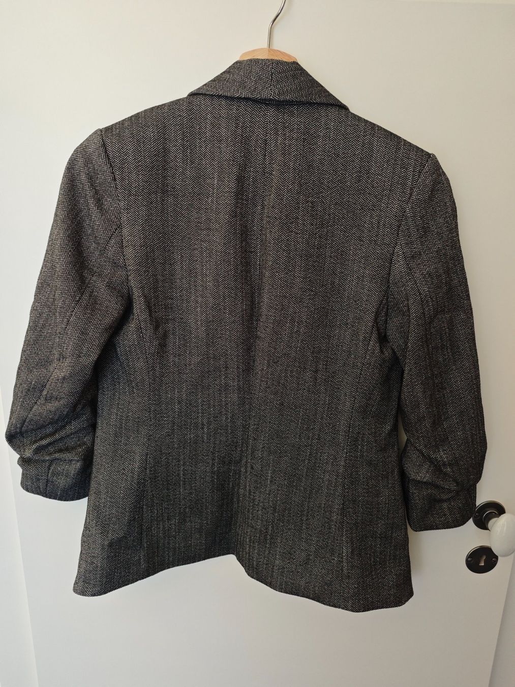 H&M Anzüge & Kostüme: Blazer – Gebraucht aus Hermenches von kar_zj5h 3