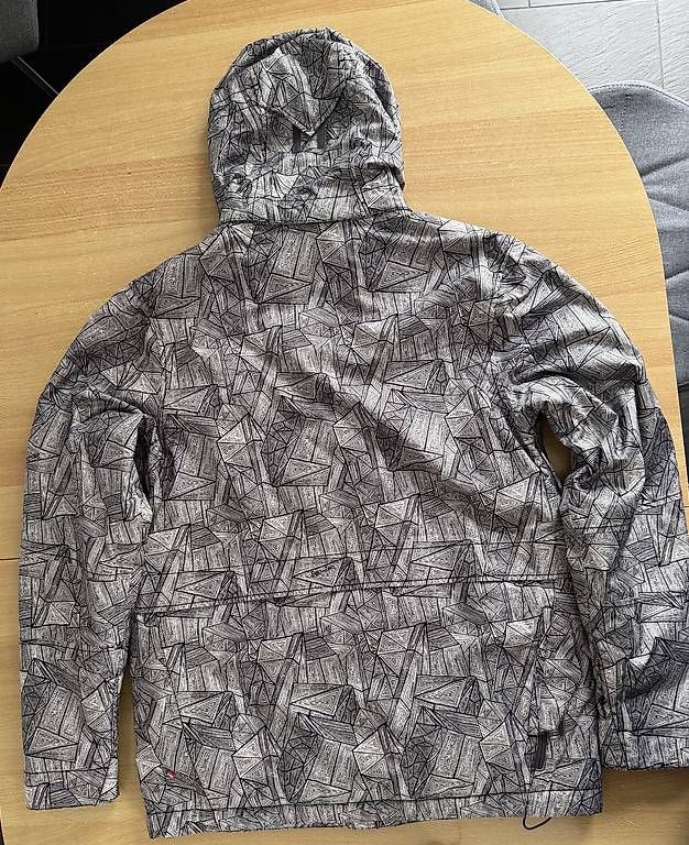 Jacken: Gr. M - Belowzero Ski-/Snowboardjacke, 10000 mm Wassersäule – Gebraucht aus Zug von Luca_01_ 3