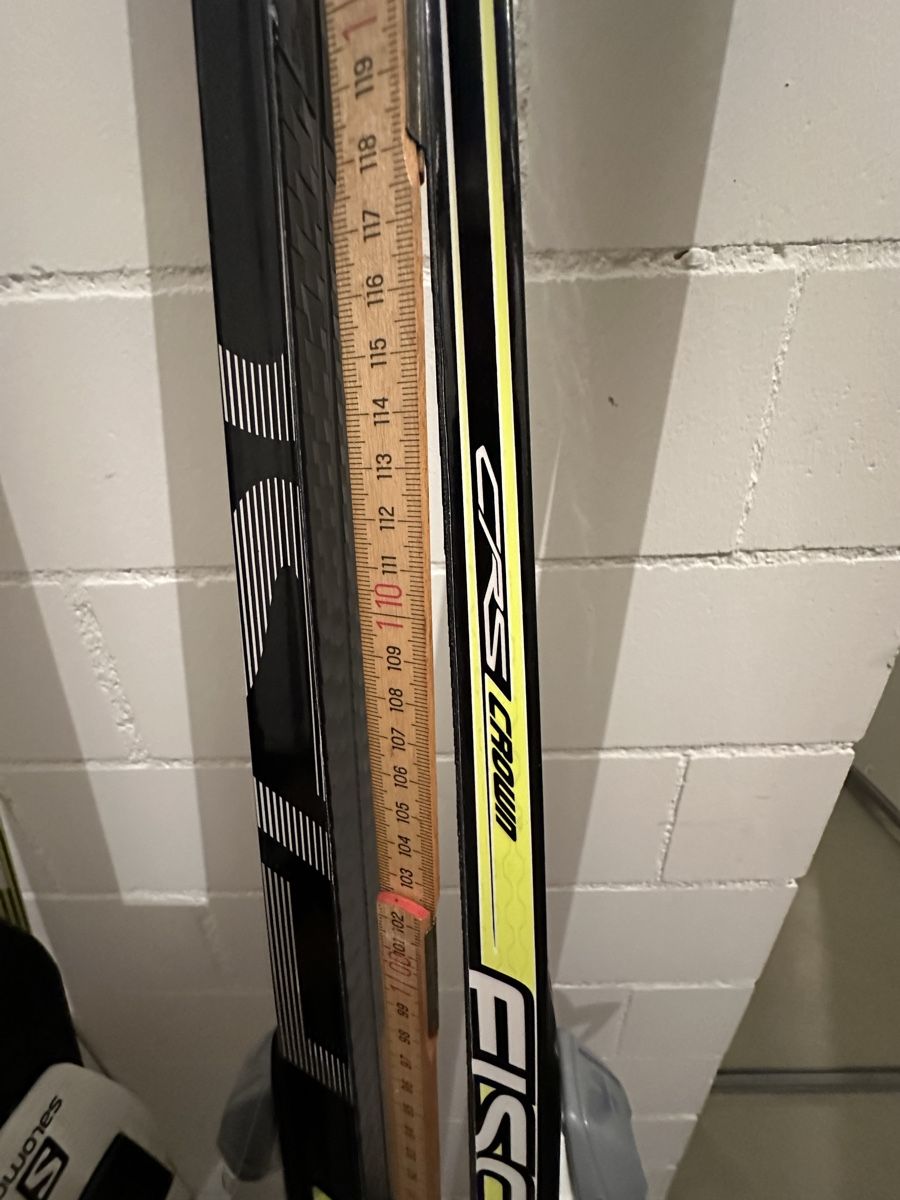 Skis: Komplettsets Microschuppe Damen – Gebraucht aus Erlinsbach SO von Silya 2