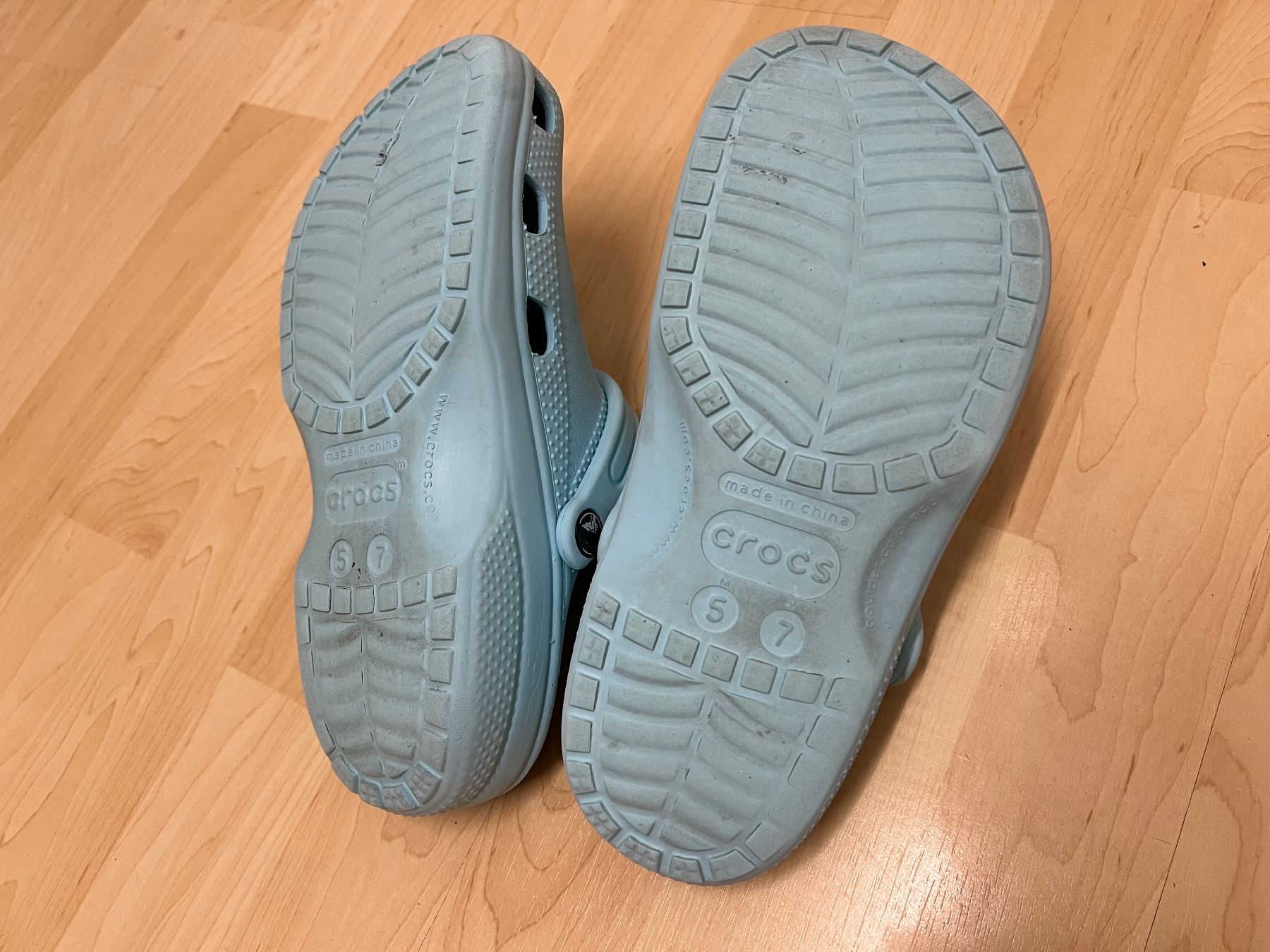 Crocs Herrenschuhe: Crocs Classic Clog M5 W7 Gr.37-38, hellblau – Gebraucht aus Siebnen von dte_9kmw 3