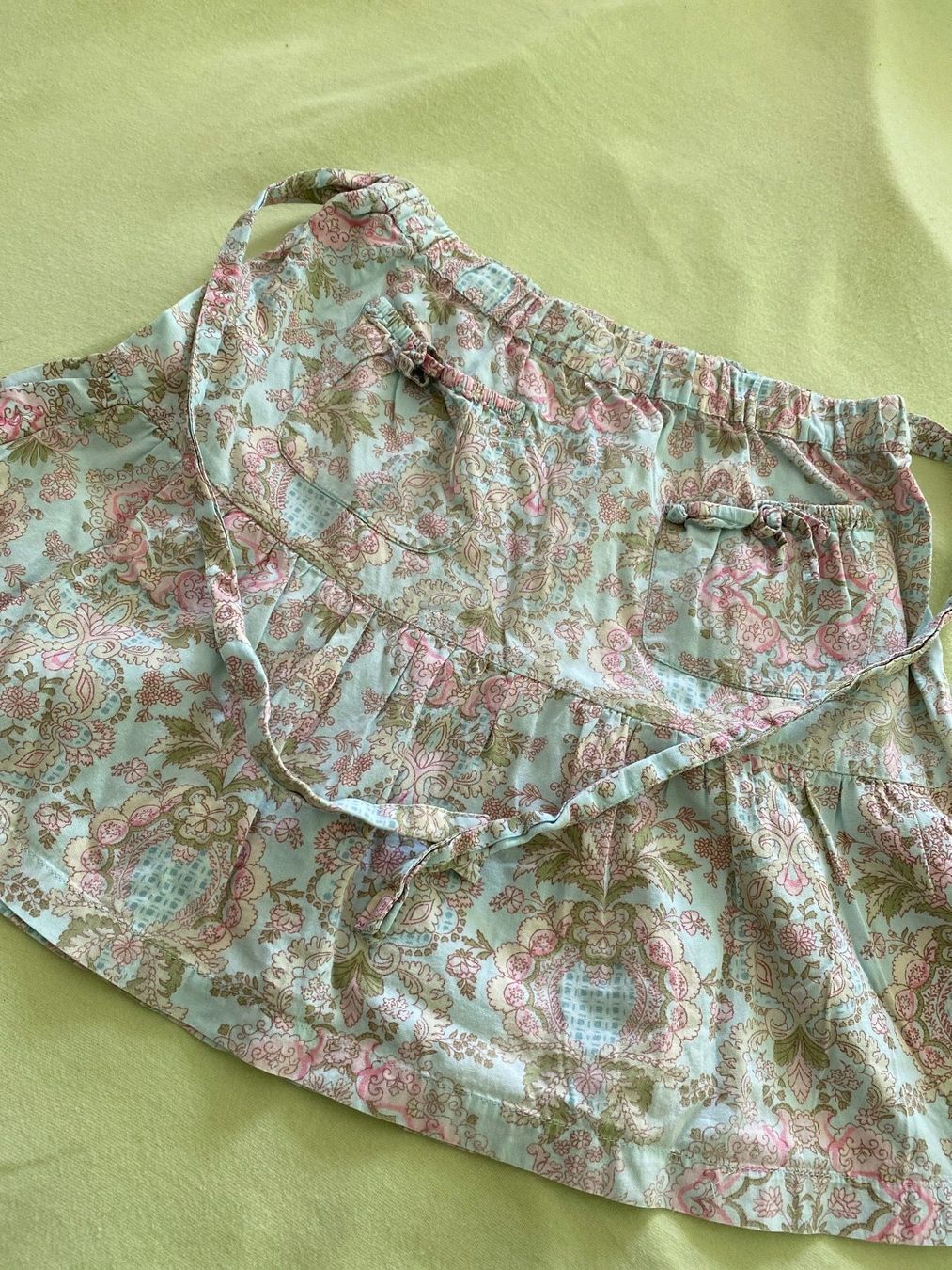 Robes et jupes: 2 Jupes, Gr 128 – D'occasion à Krauchthal par Kiddy32 1