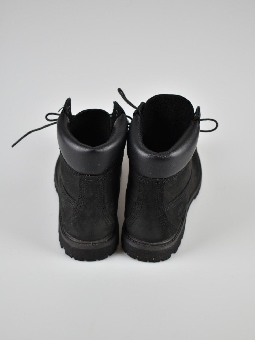 Timberland Scarpe da donna: Timberland 6 IN Boots, schwarz, Gr.40 – Usato da Nürensdorf venduto da 2ND_STORY 1
