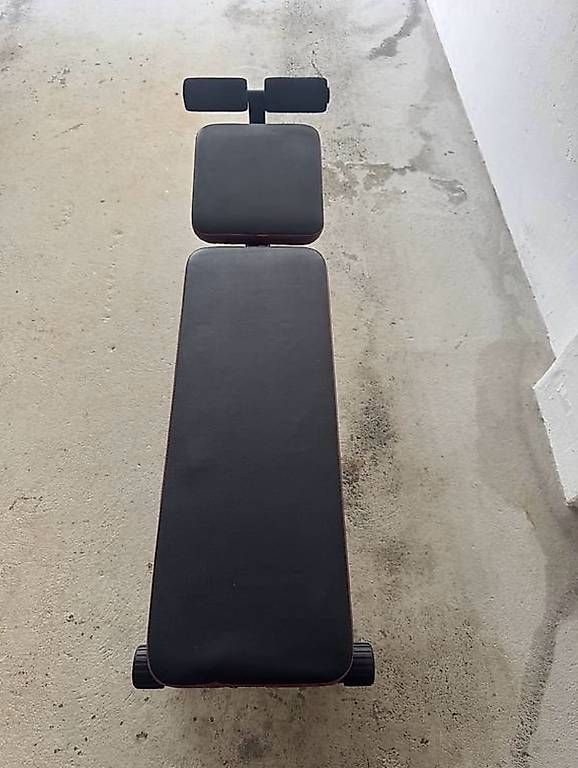 Hometrainer: Klappbare Hantelbank – Gebraucht aus Dübendorf von trustedpicks 1