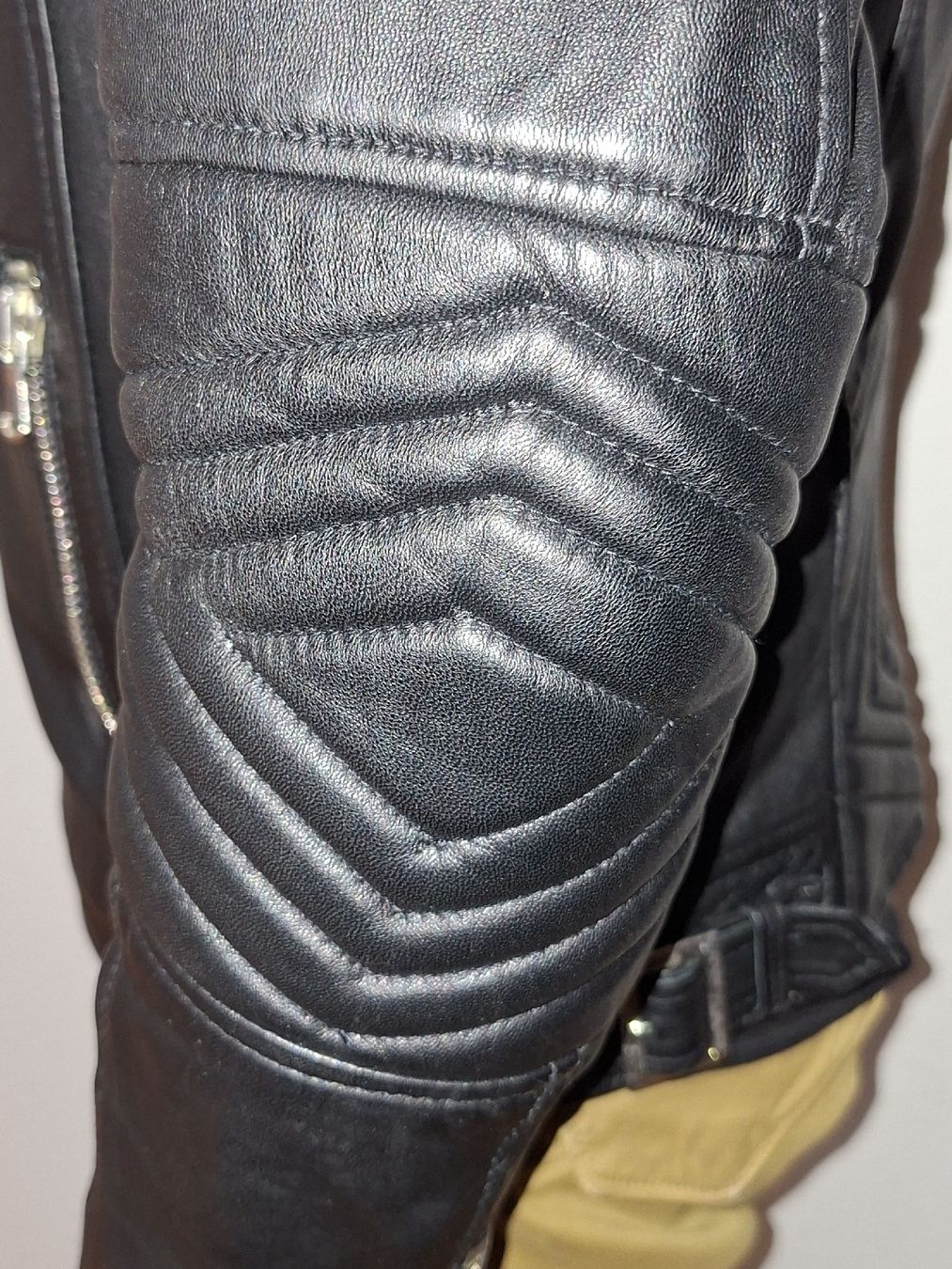 Giacche: Lederjacke schwarz Grösse M neuwertig – Usato da Hondrich venduto da majululu71 5