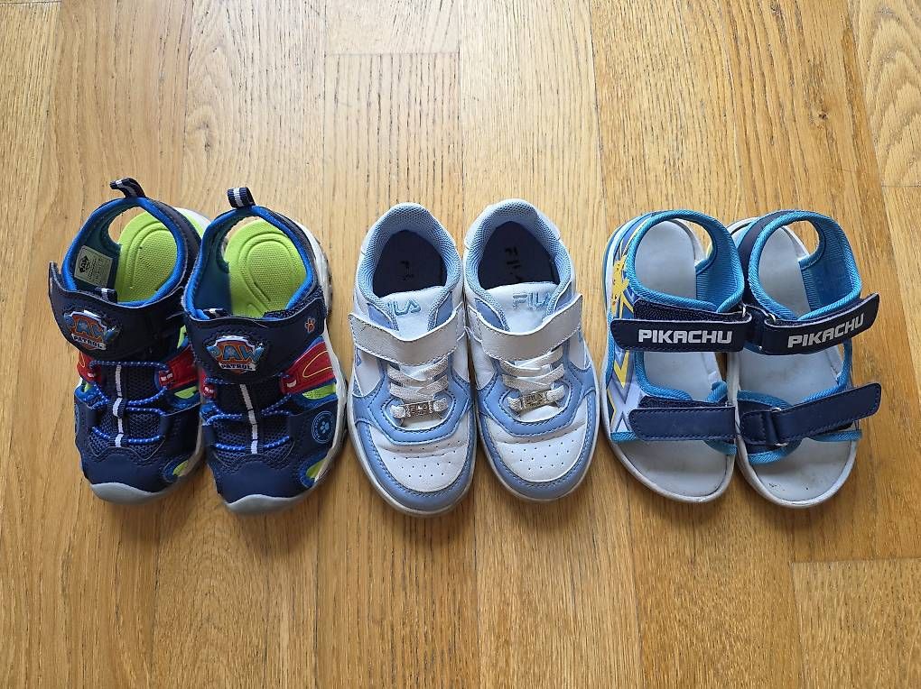 Scarpe per ragazzi: Chaussures enfants  – Usato da Epalinges venduto da Cindy_F91
