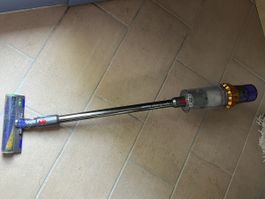 Staubsauger Dyson V15