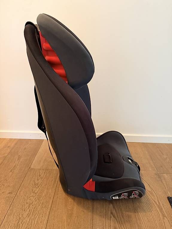 Auto-Kindersitze: Siège enfant Chicco GRO Up 123 – Gebraucht aus Dully von YDind 1