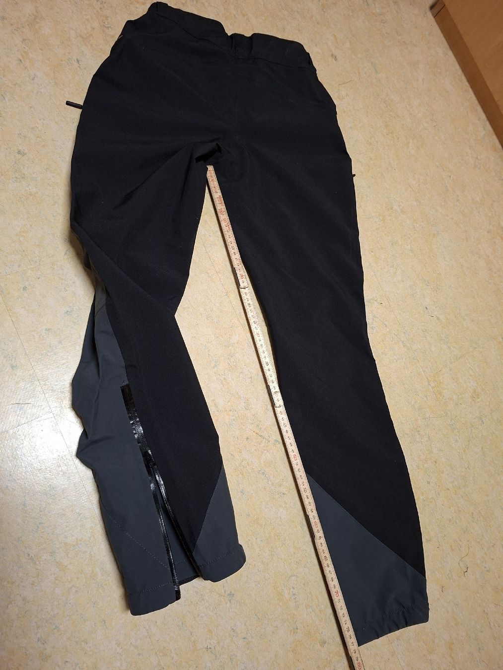 RevolutionRace Pantaloni: RVRC Allwetterhosen Gr. 36 – Nuovo (secondo la descrizione) da Giswil venduto da Buchs18 1
