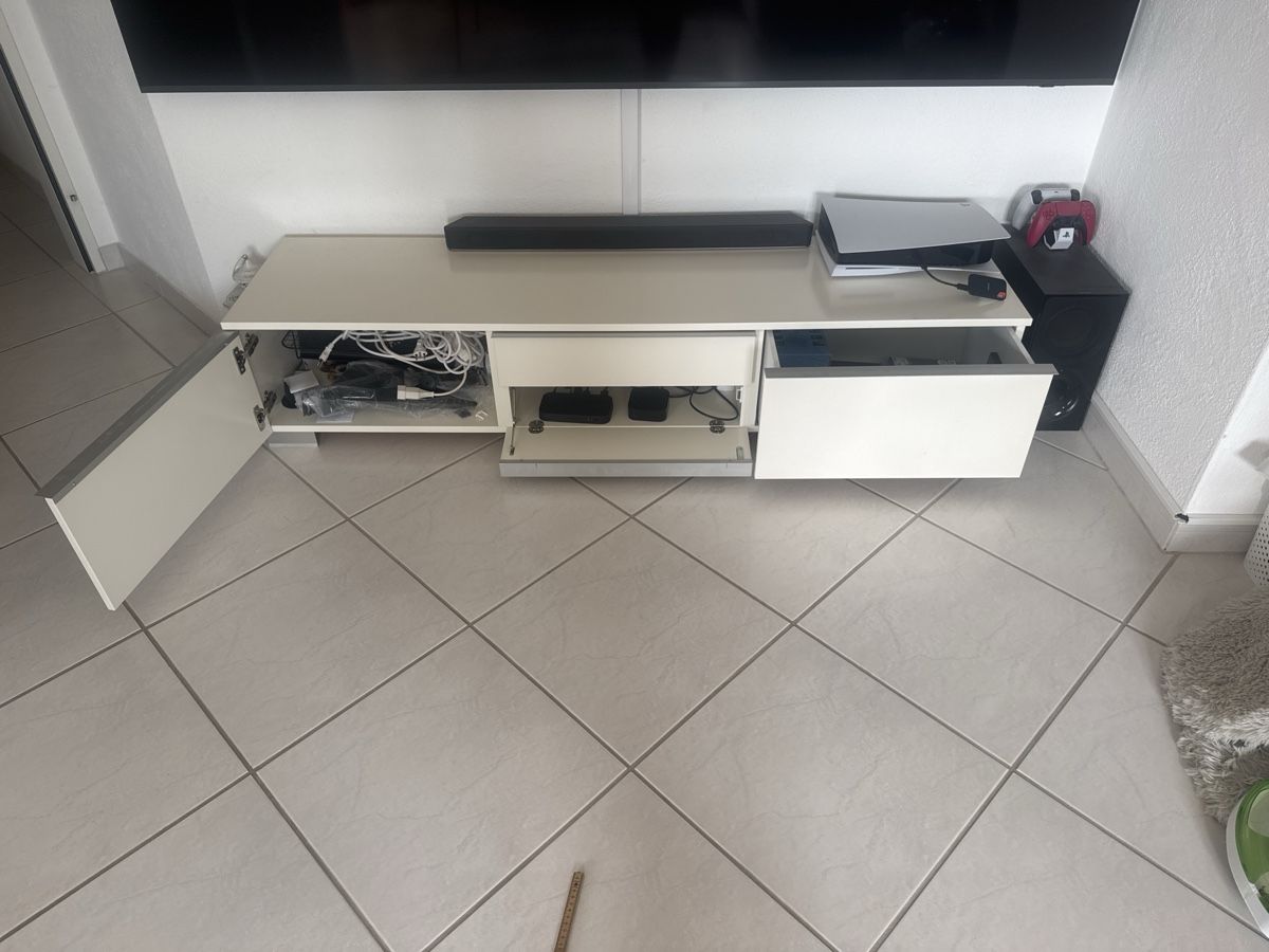 Meubles TV: TV-Möbel 180cm Breit – D'occasion à Kloten par pascalthomet 2