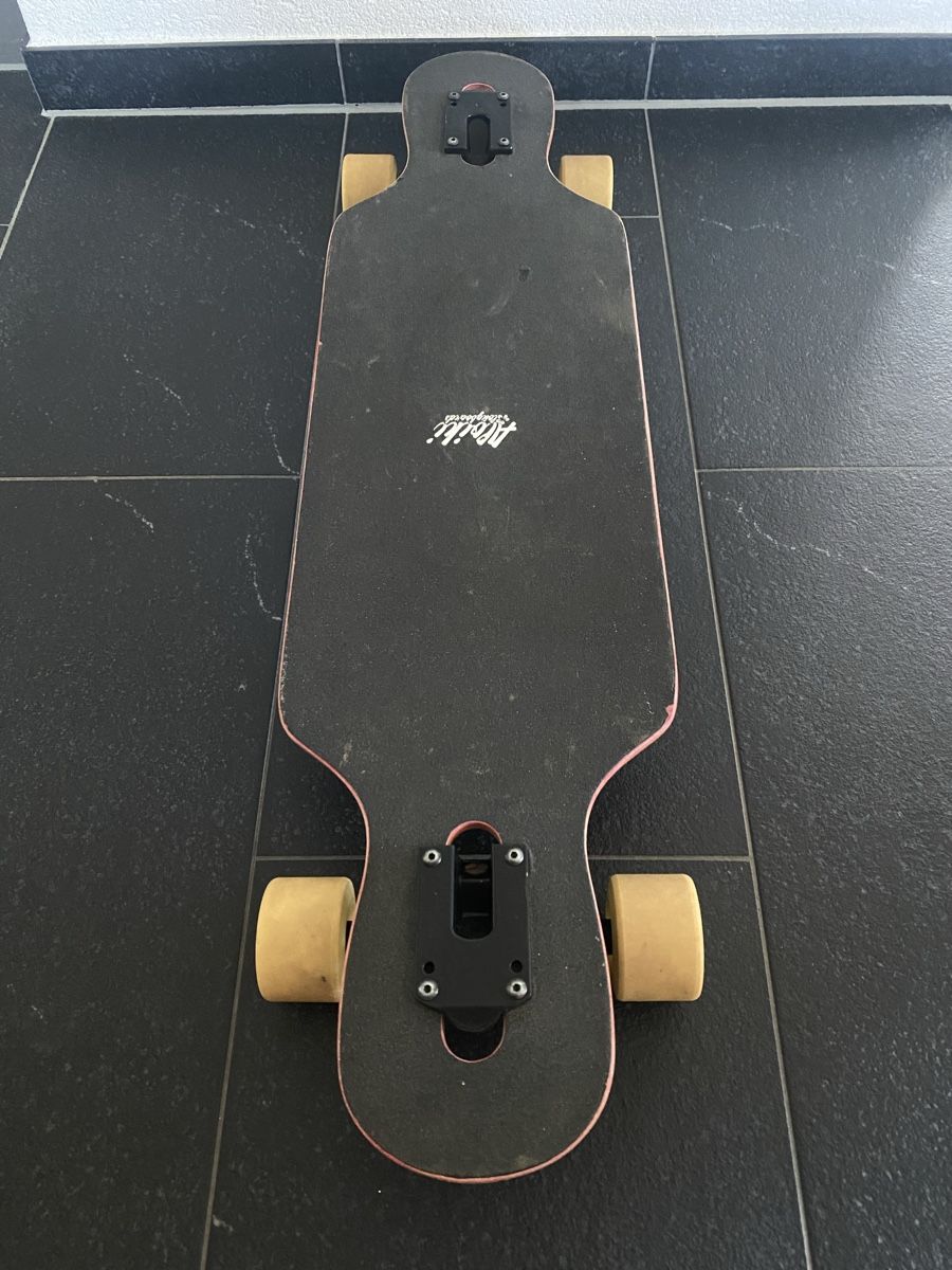 Skateboards: Aloiki Skateboard – Gebraucht aus Lützelflüh-Goldb von flu_q9tg