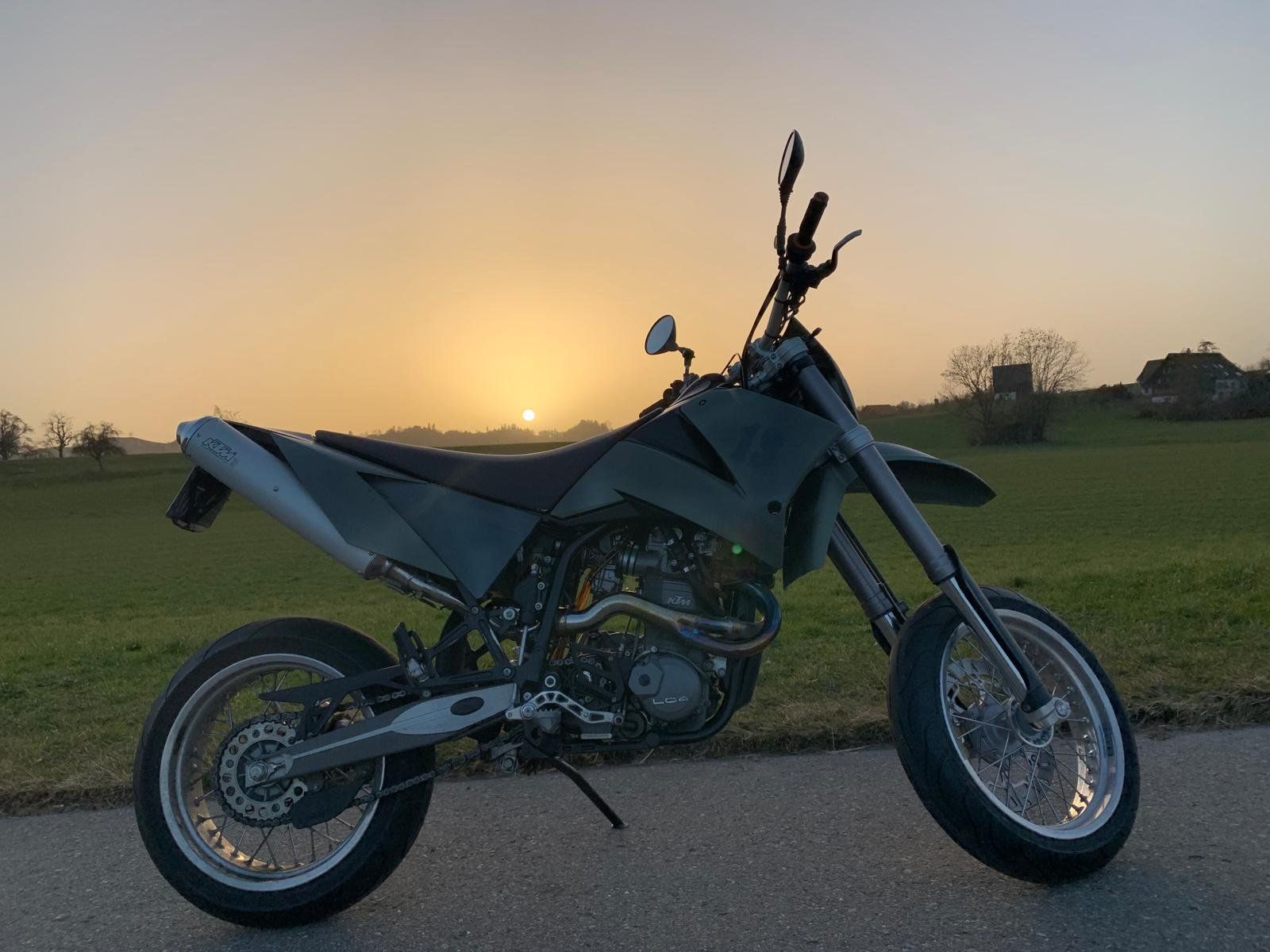 KTM Strada: KTM 660 SMC Supermoto – Usato da Wädenswil venduto da SoussiAutomobile 3