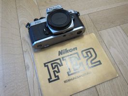 Nikon FE-2  analoge Spiegelreflex inkl. Bedienungsanleitung