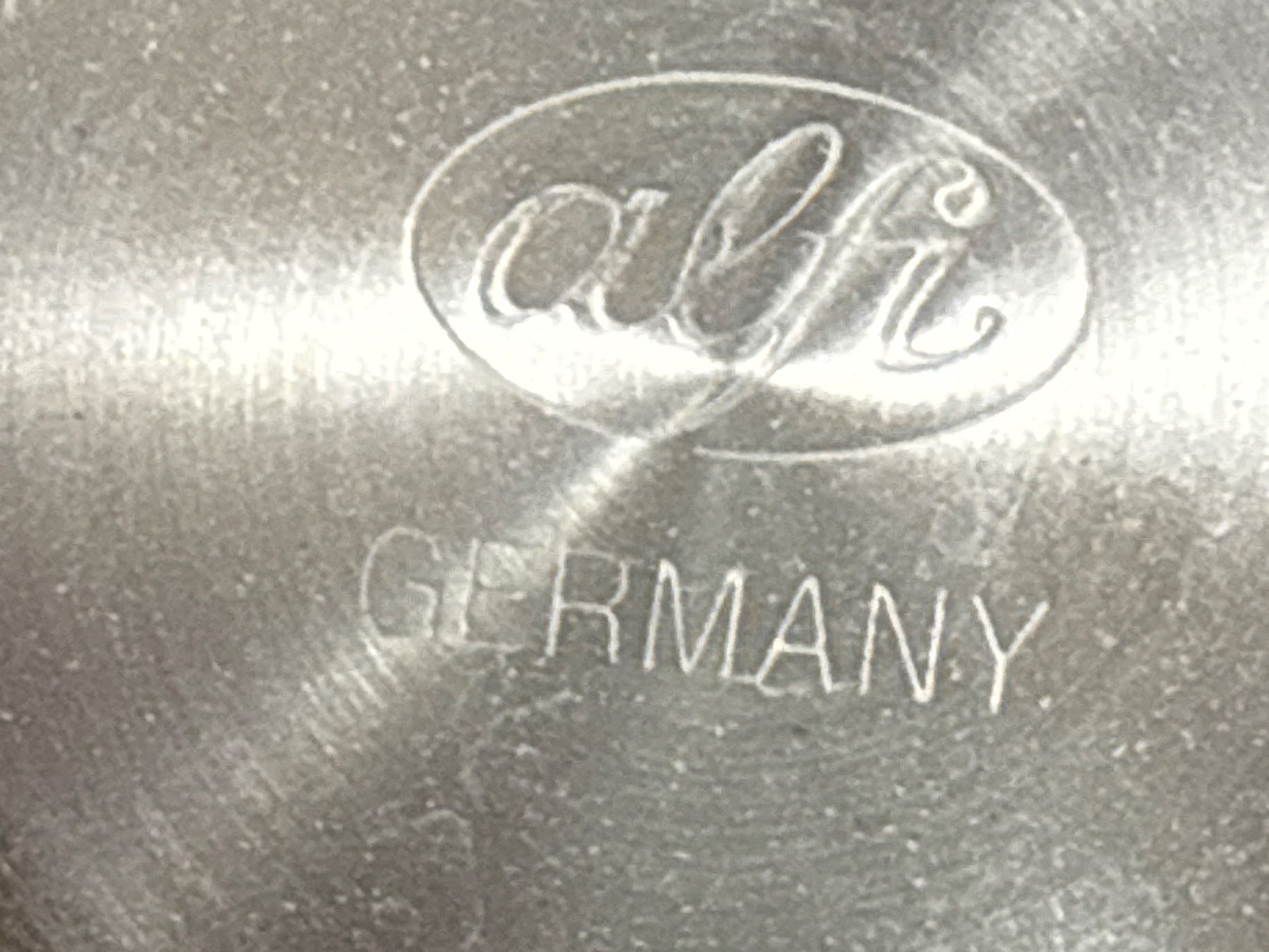 Teekannen: grosse Thermokanne geschätzt 1 l – Gebraucht aus Amriswil von used2use 2