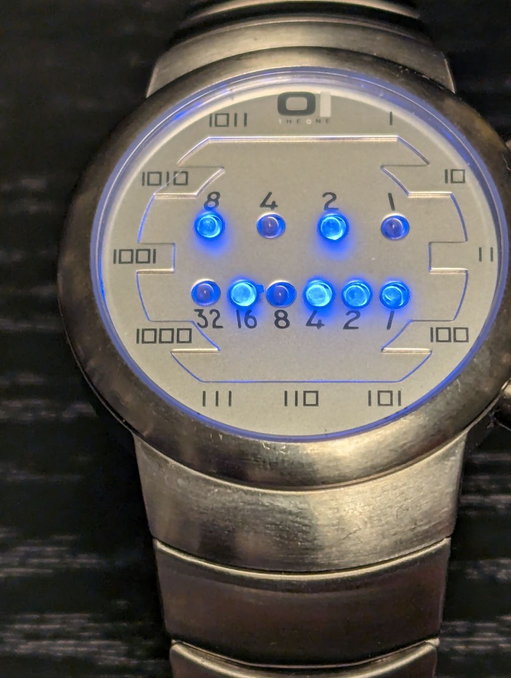 Uhren: "01 THE ONE" Samui moon Binary LED Watch - Steel – Gebraucht aus Baden von swiss-alps