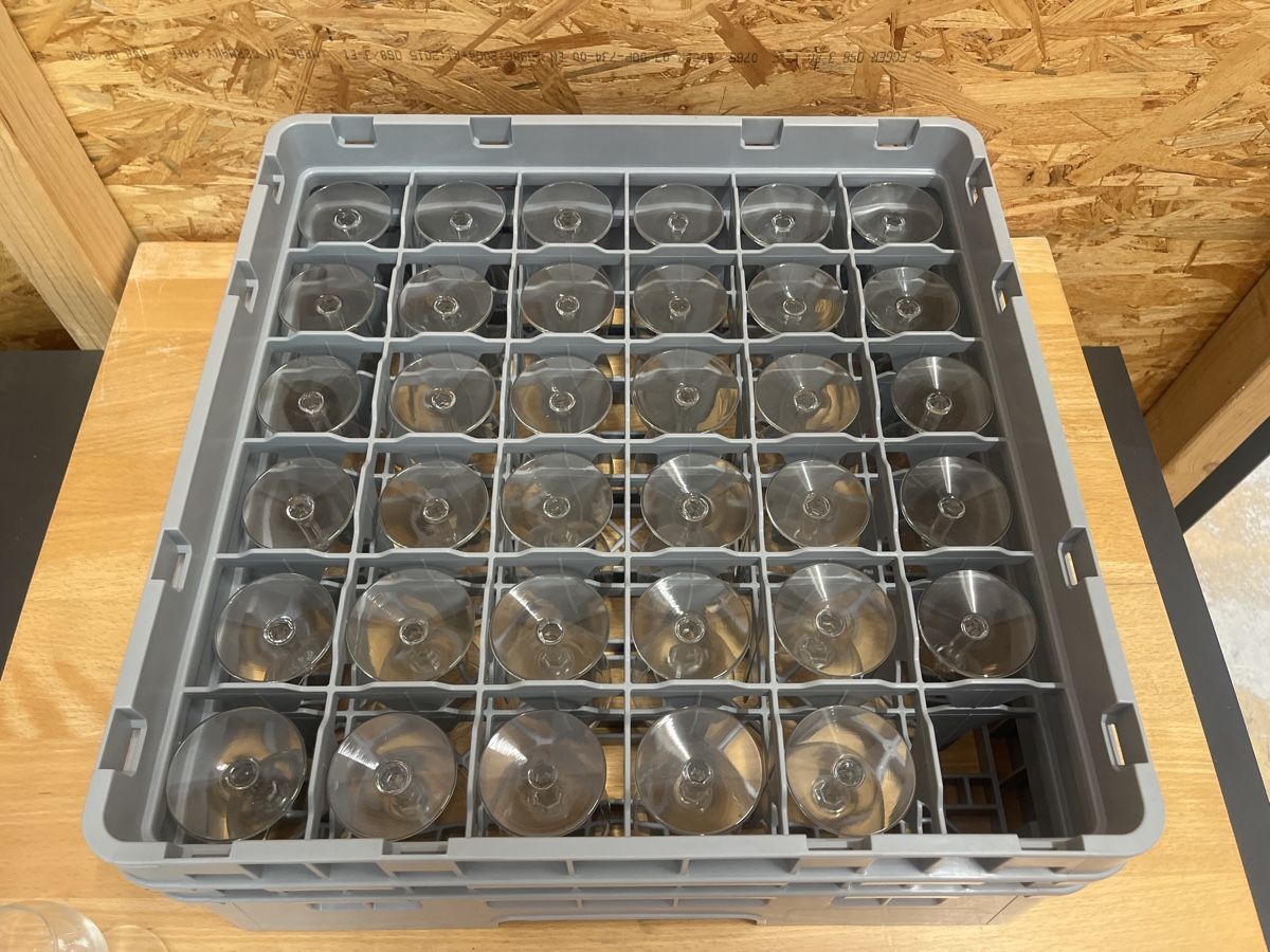 Elettrodomestici da cucina: 36 Ballon Weingläser inkl Rack – Usato da Dittingen venduto da Cervolino77 1