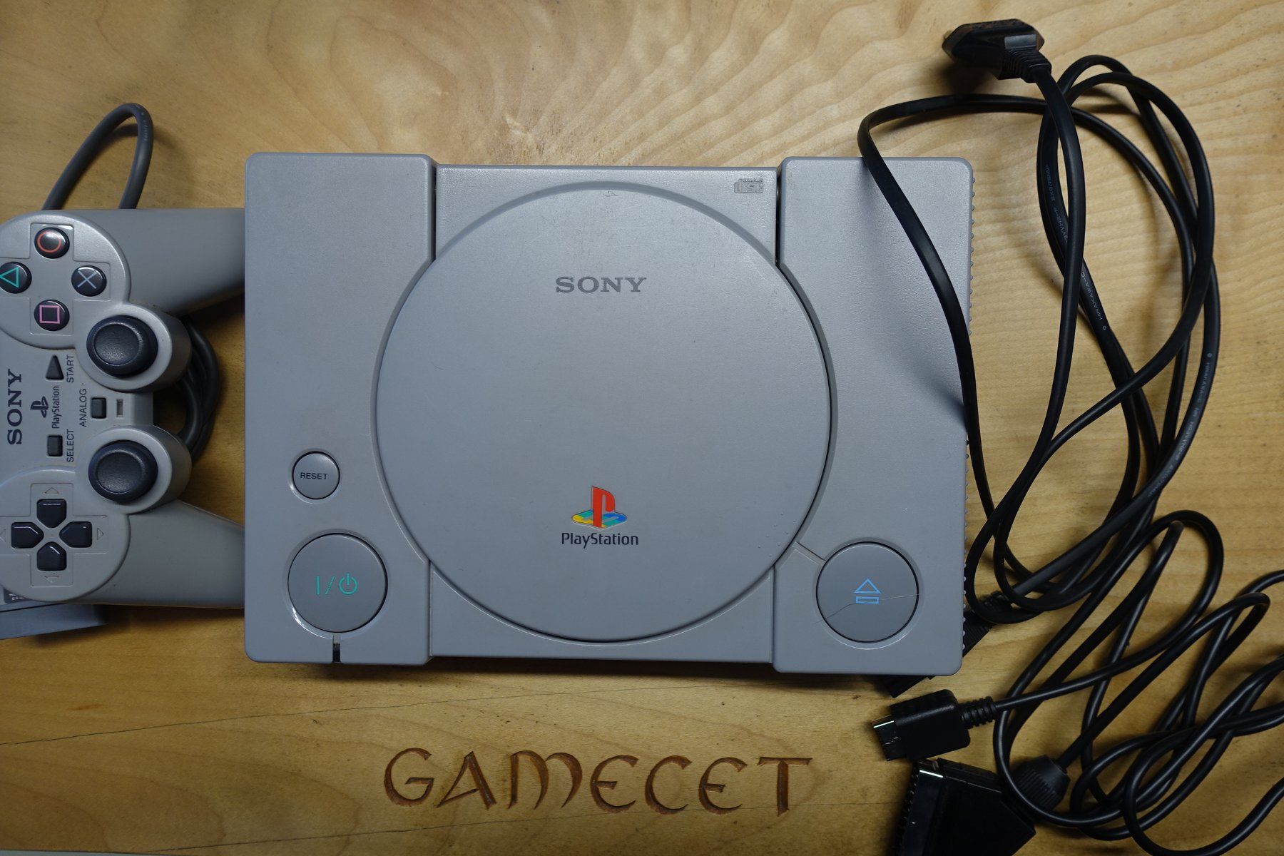 Sony Konsolen: Playstation 1 SCPH-5552 - Regionfree – Gebraucht aus Steinach von Gamecet