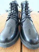 Schnürstiefel s.Oliver schwarz Lack Grösse 40 neuwertig