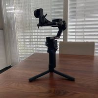 DJI RS 3 Gimbal mit Vertikaladapter