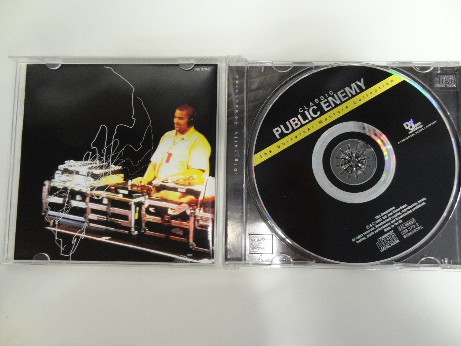 CDs: Public Enemy - The Universal Masters Collection CD Top! – Gebraucht aus luzern von musicandart 2