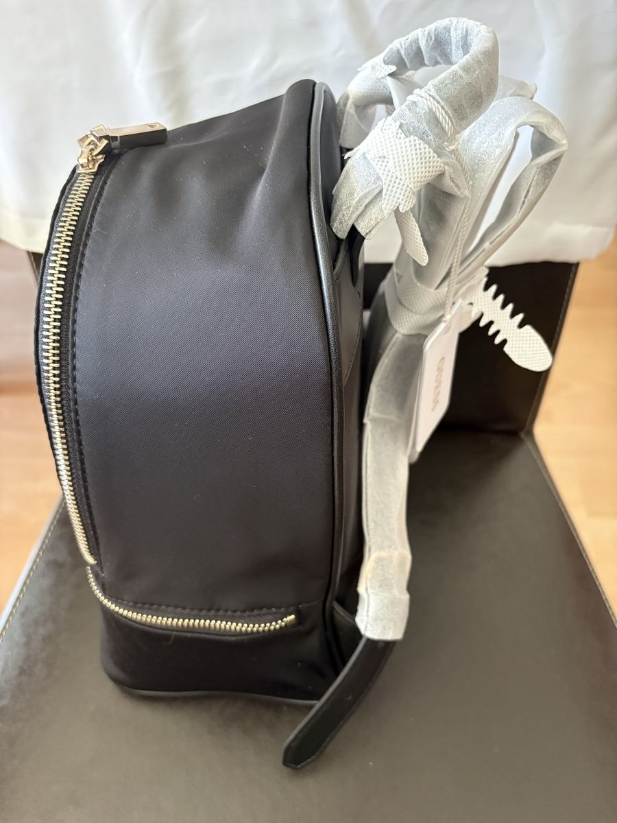 Guess Zaini: Sehr schöner Rucksack von Guess – Nuovo (secondo la descrizione) da Brütten venduto da gisela777 4