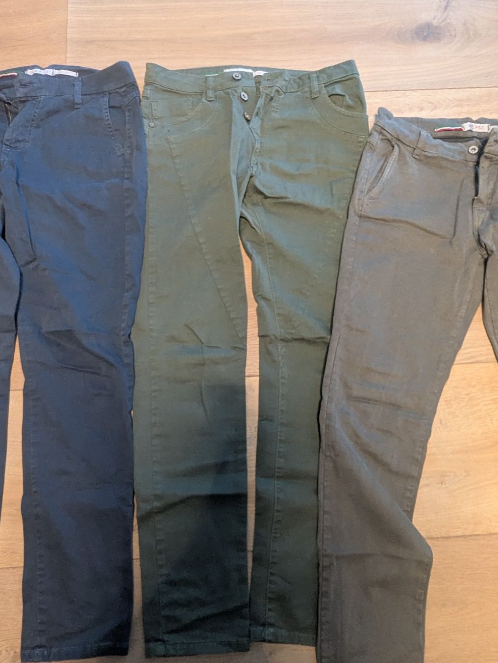 Pantaloni: 3 paar Hosen Please – Usato da Root venduto da Pfroeschli 6