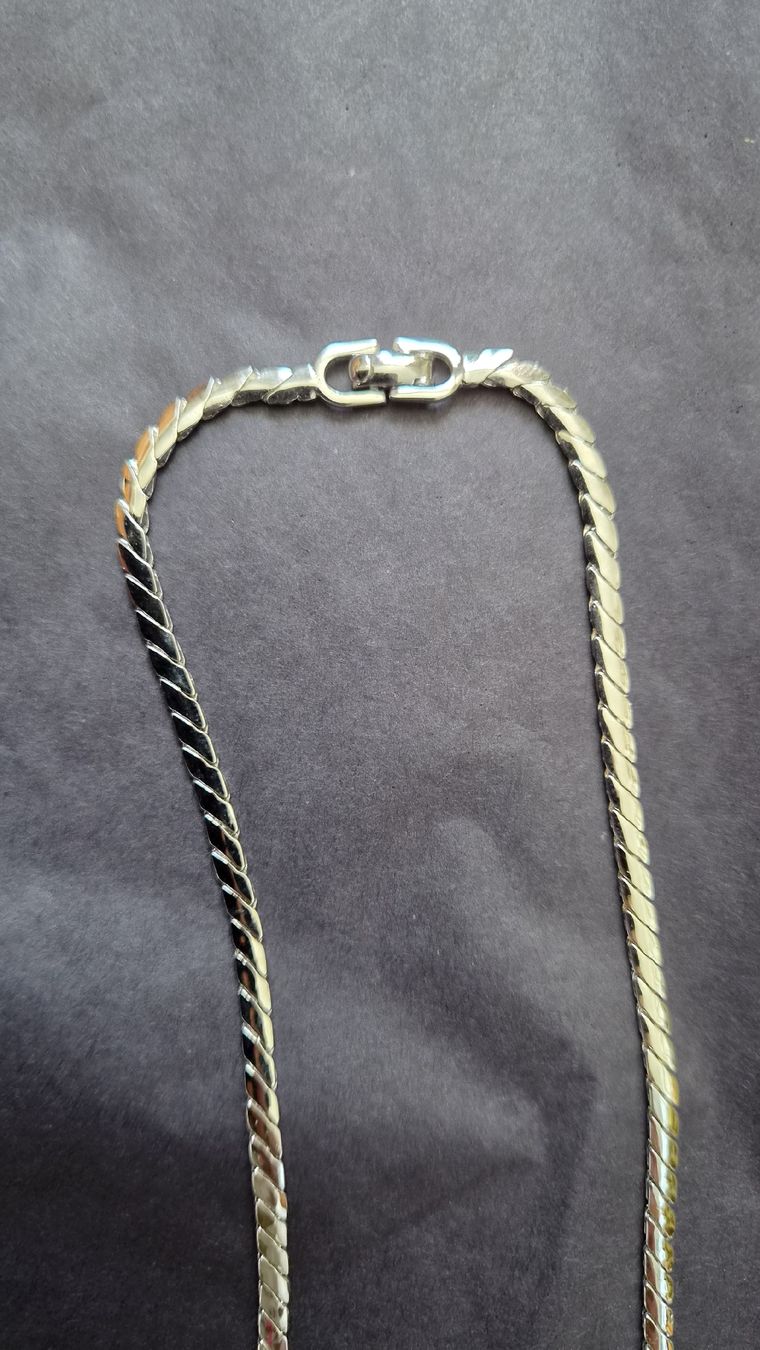 Dior Ketten: Chr.Dior hochwertiger Modeschmuck  – Gebraucht aus Kölliken von Upcycling-by-Mc-TAM 3