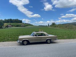 280 3,5 Coupe von 1970 Veteranen MFK Mercedes Oldtimer