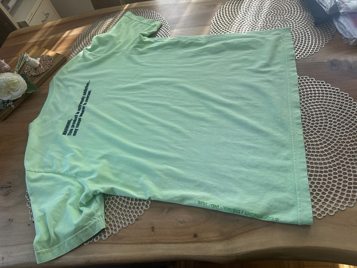 Diesel T-shirt: Diesel T-Shirt Green – Usato da Goldach venduto da Lenny0220 1