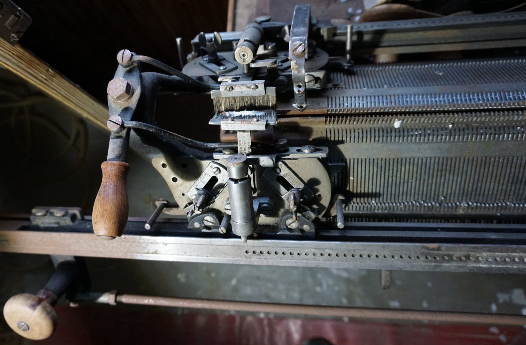 Tutte le macchine: Strickmaschine manuell – Usato da Bern venduto da reb_crl9 2